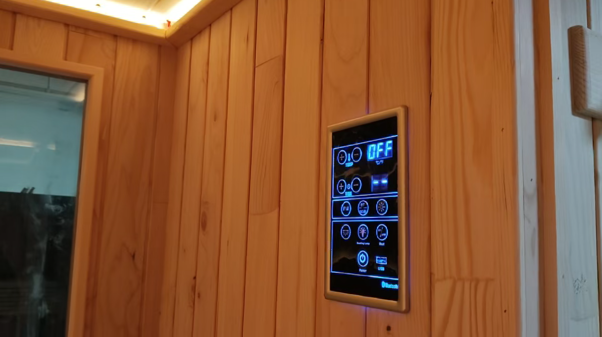 Multi - room irregularly shaped sauna. It features electric - furnace constant - temperature heating and can be custom - made in solid wood for both home courtyard and commercial use as an integrated unit.