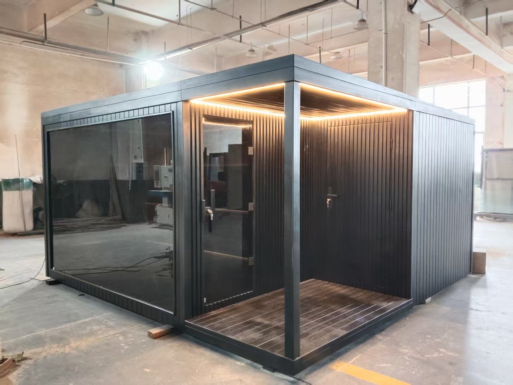 Large multi - compartment combined sauna. A split - type customized sweat - steaming wooden house for villa courtyards, heated by an electric furnace with sauna stones, controlled by a control panel. It is an outdoor sauna.