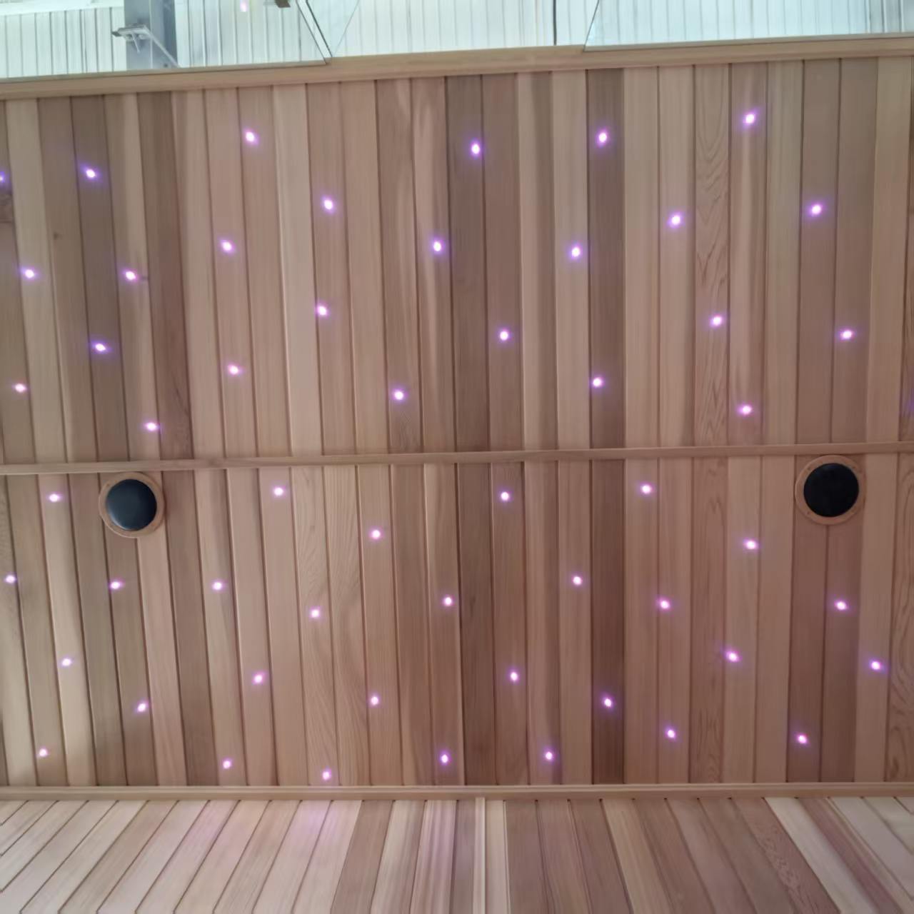Custom - made square far - infrared sauna. A home - use infrared - heated sweat - steaming room. The solid - wood constant - temperature light - wave room can be custom - made according to non - standard requirements and is equipped with panoramic glass.