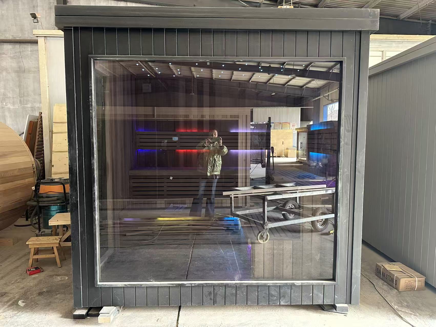 Black Rectangular Wooden Electric Sauna, Light Luxury Villa Home Use, Custom Non-Standard Dimensions