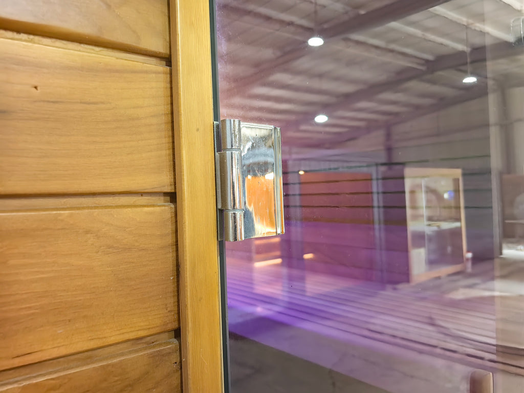 A stylish outdoor sauna cube with a wet - steam function, a computer control panel, made of western red cedar, suitable for 4 - 5 people.