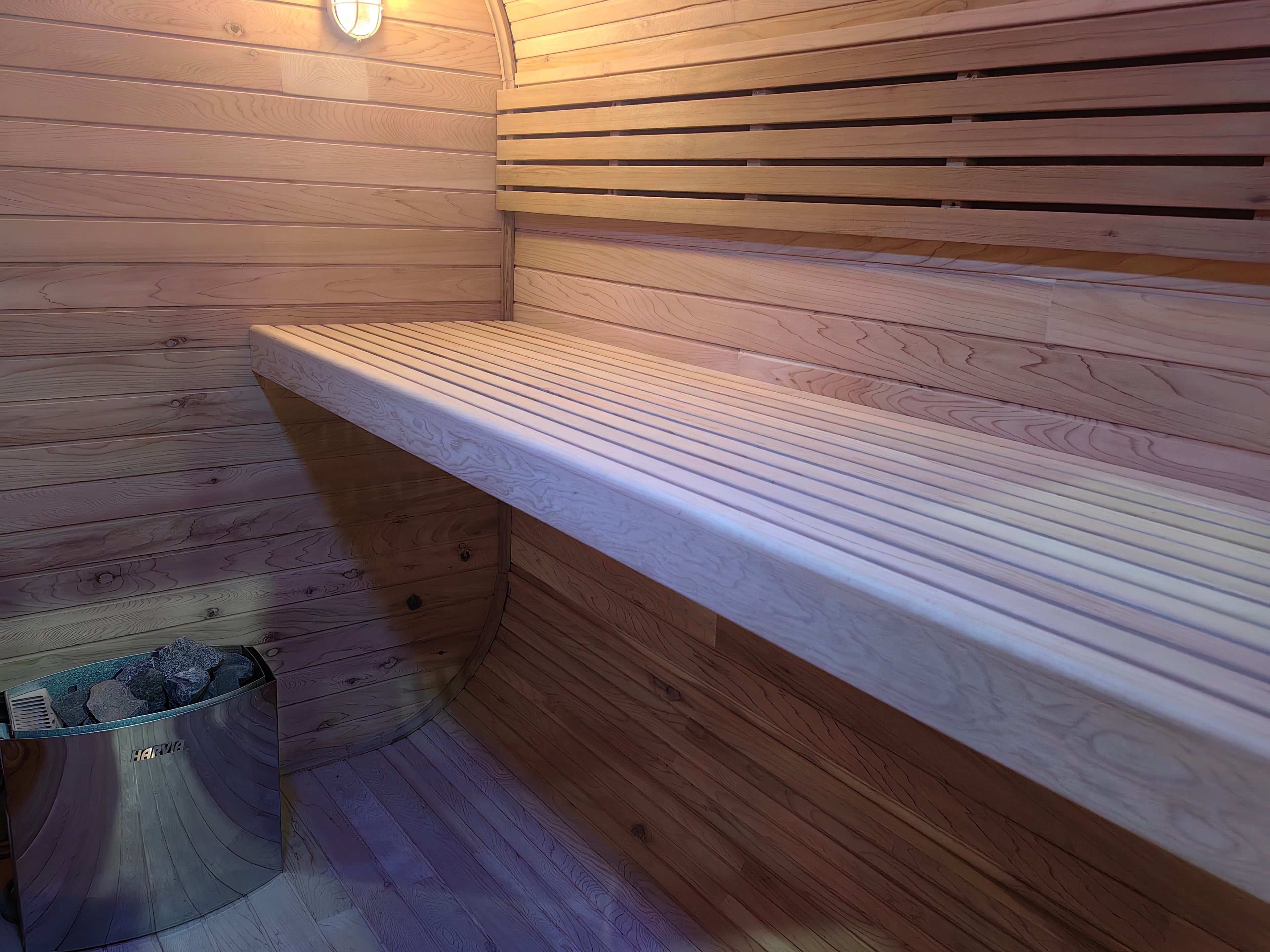 A stylish outdoor sauna cube with a wet - steam function, a computer control panel, made of western red cedar, suitable for 4 - 5 people.