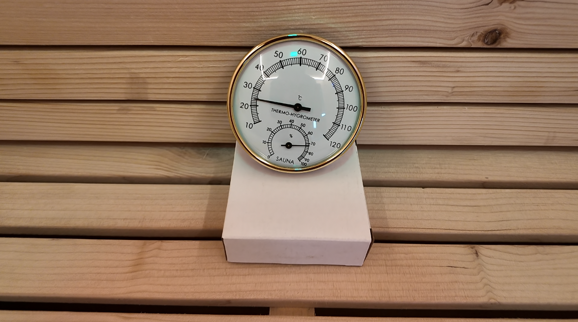 The Best Sauna for 4 - 6 People: Outdoor Triangular - peaked Modern - style Dry - steam Family Sauna