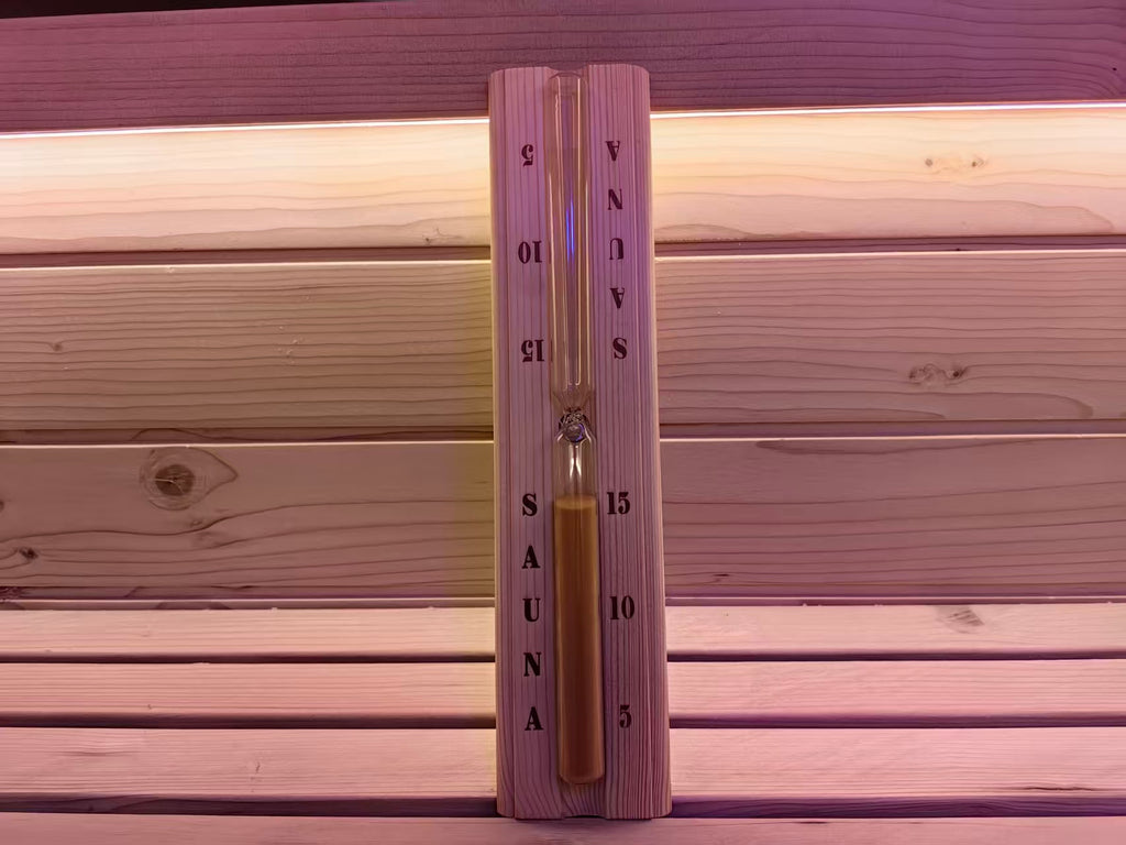 4 - 6 - person outdoor sauna heated by an electric furnace. It has a solid - wood square design and is suitable for use in gyms and villas.